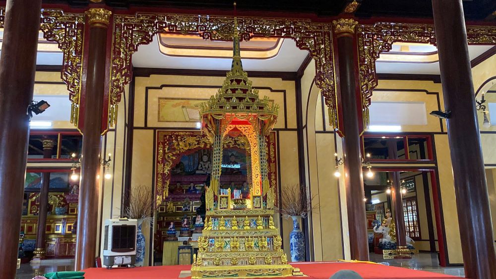 Chi tiet lich chiem bai xa loi Duc Phat tai chua Quan The Am o Da Nang. Anh: Hoang Vinh