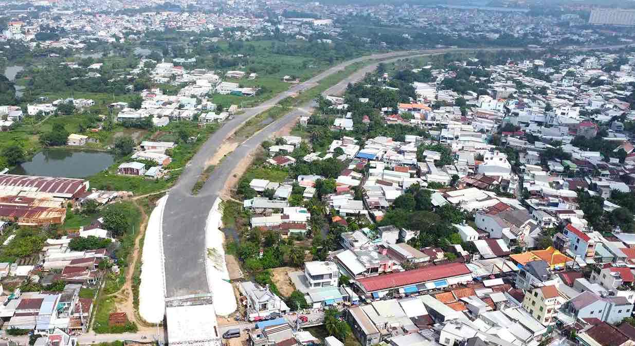 Proyecto de la calle Huong Lo 2 se extendio (parrafo 1) a traves de Bien Hoa City, Dong Nai, conectando la ciudad de Ho Chi Minh - Long Thanh Expressway. Foto: HAC