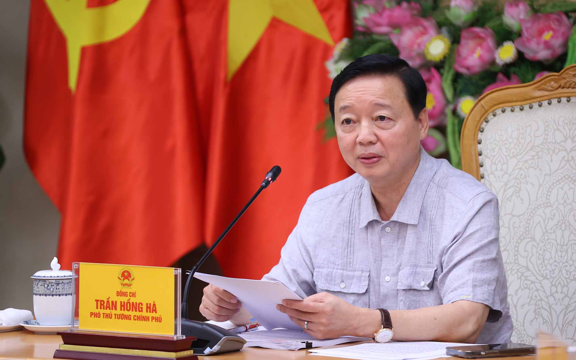 Deputy Prime Minister Tran Hong Ha said that to sustainably develop the marine economy, the prerequisite is to build and effectively operate an inter-sectoral, inter-regional and inter-national coordination mechanism. Photo: VGP/Minh Khoi