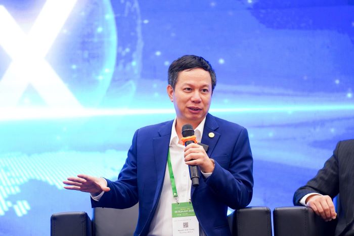 Ong Nguyen Xuan Hoang – Pho Chu tich HDQT MISA kien nghi ve viec can tao thi truong mo, moi truong canh tranh thuc day doi moi sang tao cho doanh nghiep thay vi phan mem ke toan dung chung. Anh: Misa