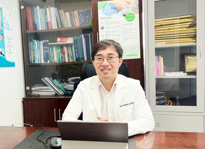 BS.CKII Phung Cao Cuong, Pho truong khoa Chan thuong chinh hinh – Bong -  Y hoc the thao, Benh vien 199 (Bo Cong an). Anh: Song Han