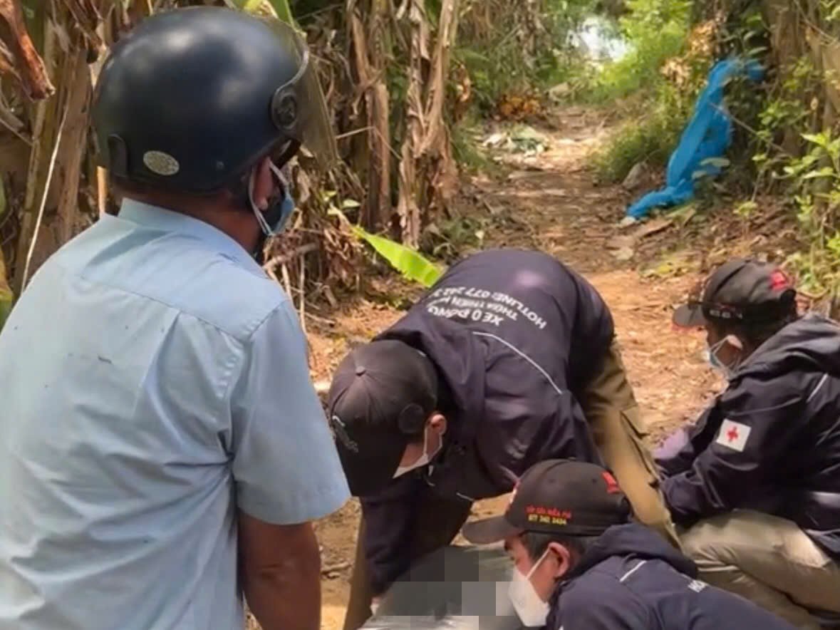 Thi thể người đàn ông được phát hiện. Ảnh: Q. An.