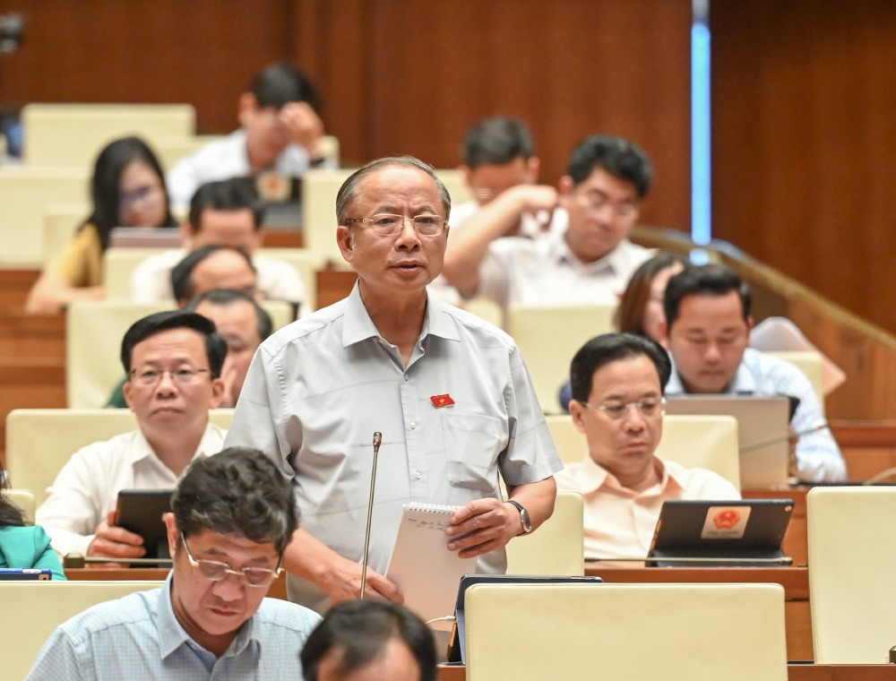 Dai bieu Quoc hoi Nguyen Van Than. Anh: Pham Dong