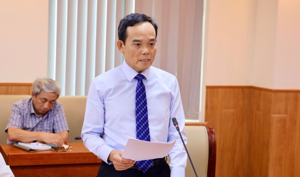 Bí thư Trung ương Đảng, Trưởng Ban Chính sách, chiến lược Trung ương Trần Lưu Quang phát biểu tại buổi làm việc. Ảnh: Ban Chính sách, chiến lược Trung ương. 