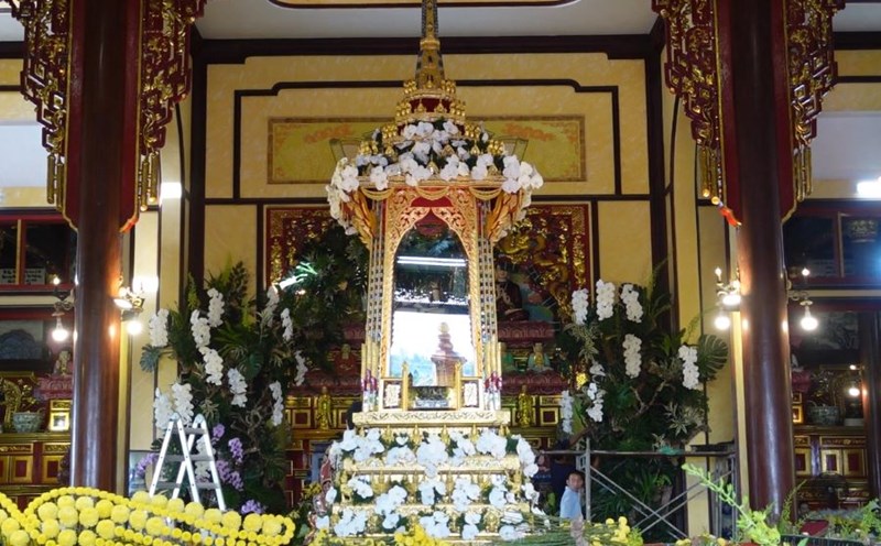 Da Nang prepares to receive the Buddha's favor at Quan The Am pagoda. Photo: Tran Thi