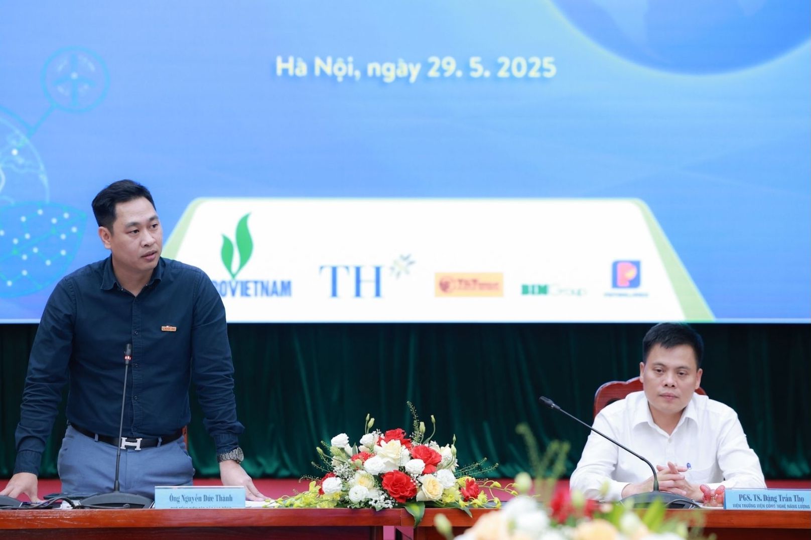Ong Nguyen Duc Thanh - Pho Tong Bien tap Bao Lao Dong - phat bieu be mac hoi thao. Anh: Hai Nguyen