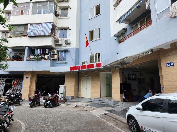 90% nha chung cu chua thuc hien thu phi gui xe khong dung tien mat. Anh: Minh Hanh 