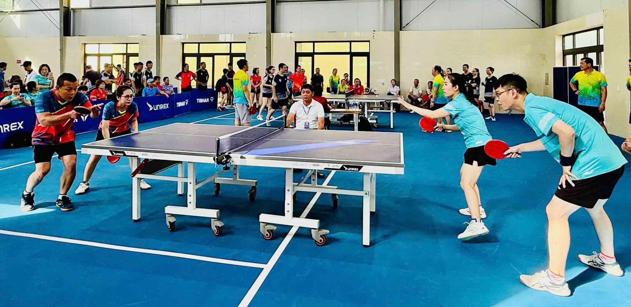 The Quang Binh Workers, Civil Servants and Laborers Sports Festival opened on the morning of May 29. Photo: Viet Cuong