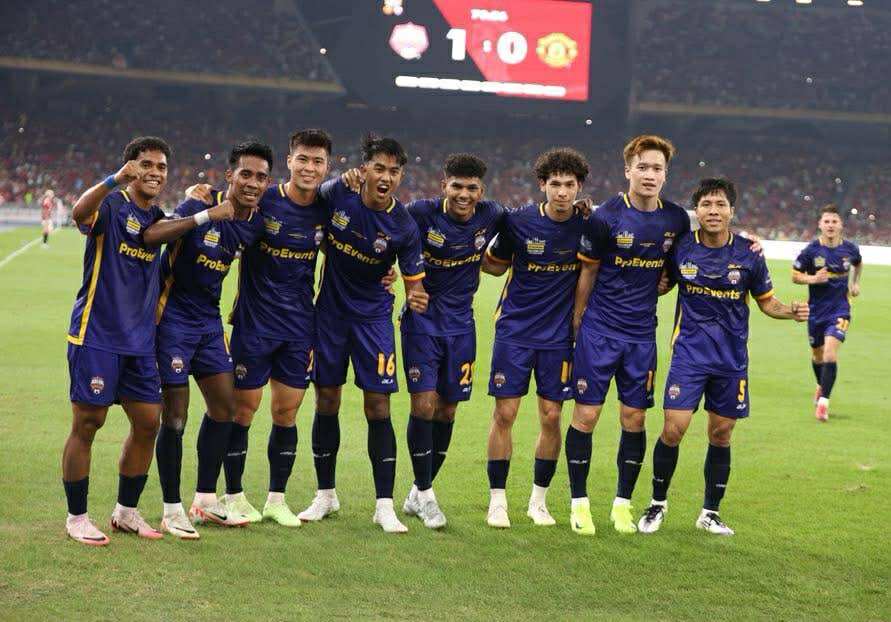 ASEAN All-Stars won against Man United. Photo: Ho Hai Hoang