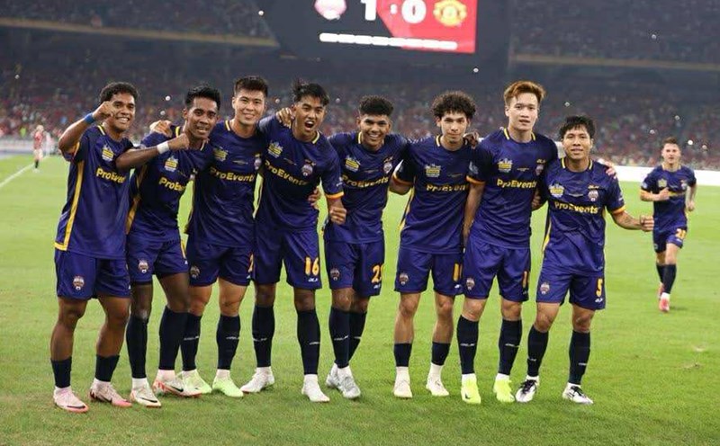 ASEAN All-Stars won against Man United. Photo: Ho Hai Hoang