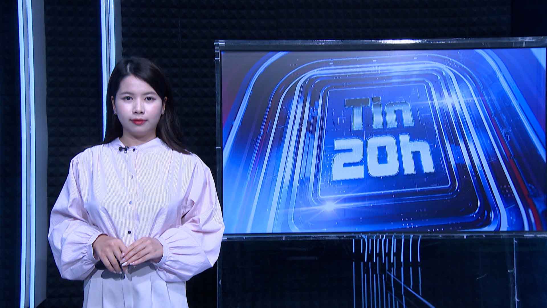 Noticias 20h: Mayor general Nguyen Thi Xuan - Director Adjunto de la Policia de la Provincia Dak Lak Huu de 1.6