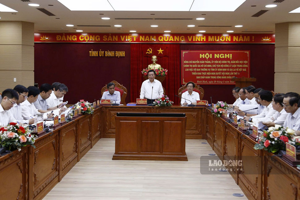 Quang canh buoi lam viec. Anh: Hong Anh