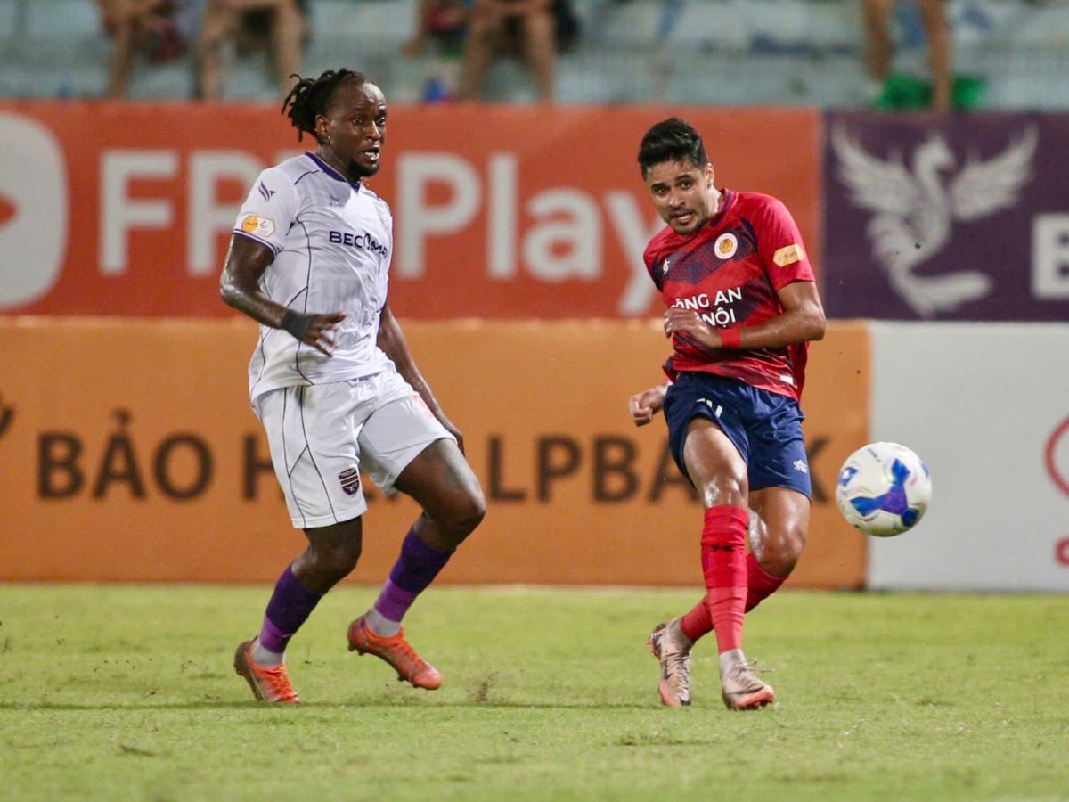 The match between Binh Duong and Hanoi Police (CAHN) in V.League 2024 promises many dramas. Photo: VPF