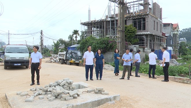 Truong Ban Tuyen giao va Dan van Thanh uy Hai Phong kiem tra du an duong noi duong Nguyen Luong Bang voi duong Tran Nhan Tong. Anh: Cong TTDT quan Kien An