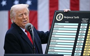 Tòa phúc thẩm bất ngờ khôi phục thuế quan của ông Trump