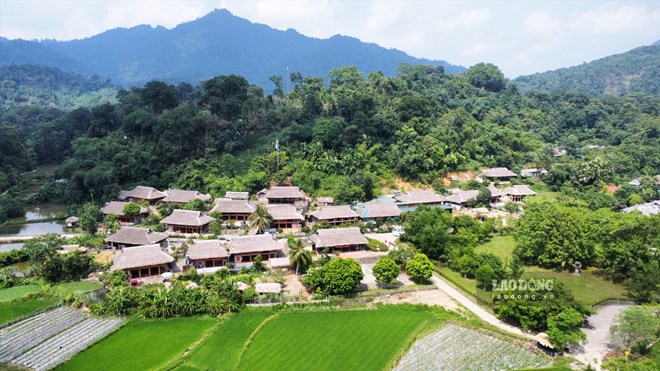 Lang Tan Trao dep nhu mot buc tranh va hien thu hut nhieu du khach den tim hieu lich su, van hoa. Anh: Viet Bac.