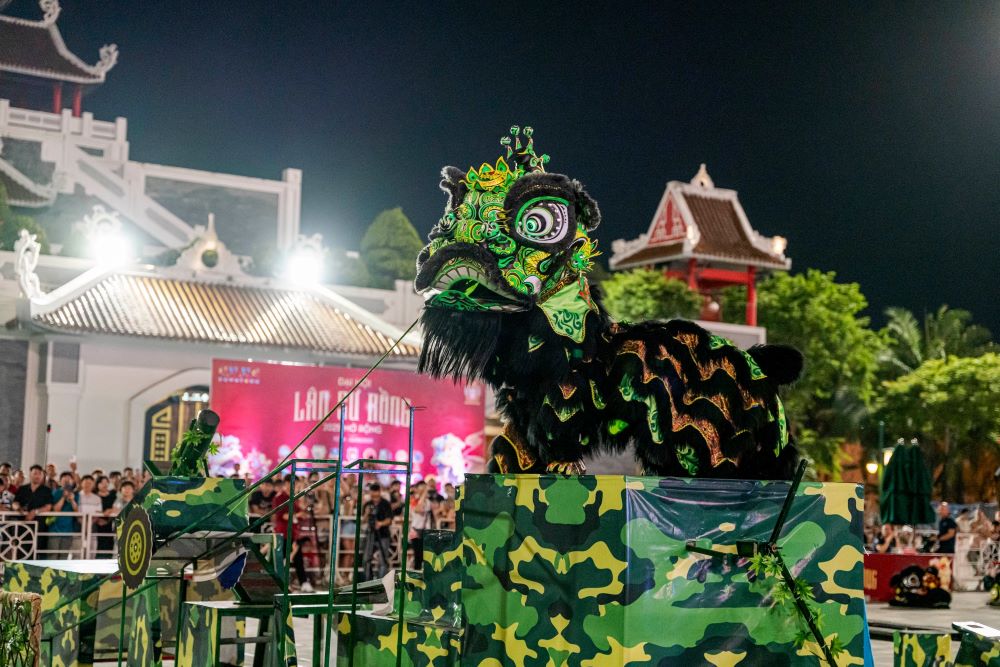 27 equipos de leones dragones de todo el pais compiten en el congreso de leones dragones de Danang. Imagen de la pagina web de la Universidad de Hong Kong