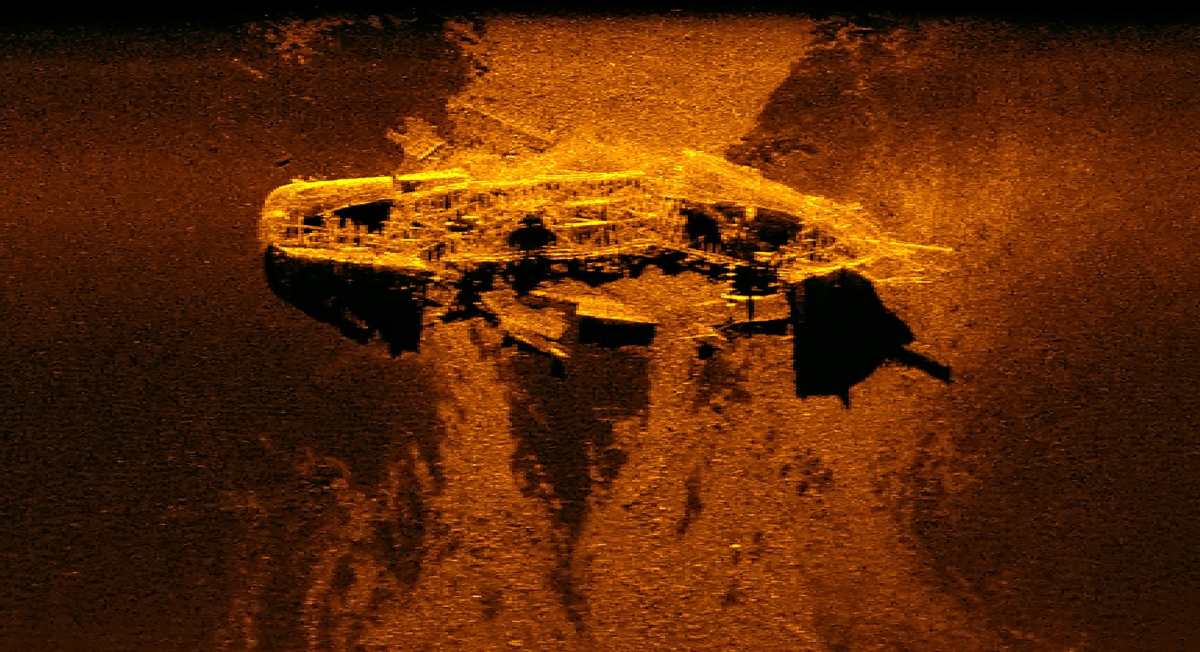 Descubrimiento del naufragio durante la busqueda del MH370 en el Oceano Sur, 3 de mayo de 2018. Imagen de AFP