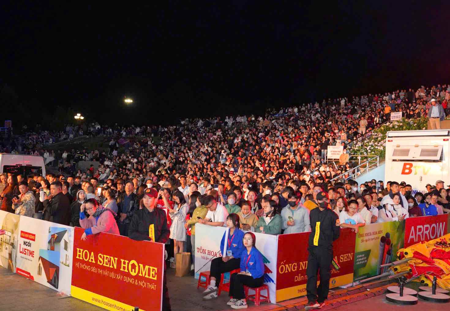 Un evento en Dalat atrae a miles de turistas y locales. Foto: Departamento de Organizacion