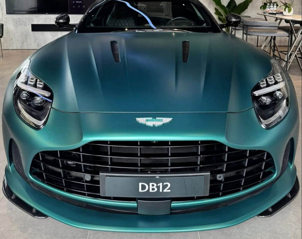 Aston Martin DB12 looks like it has just been launched in Hanoi. Photo: Thanh Nga