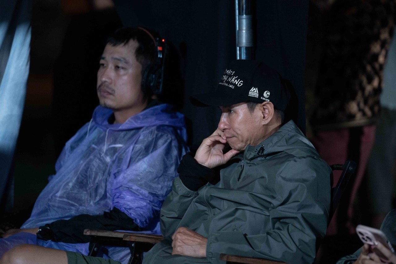 Ly Hai va e-kip. Anh: Doan phim cung cap.
