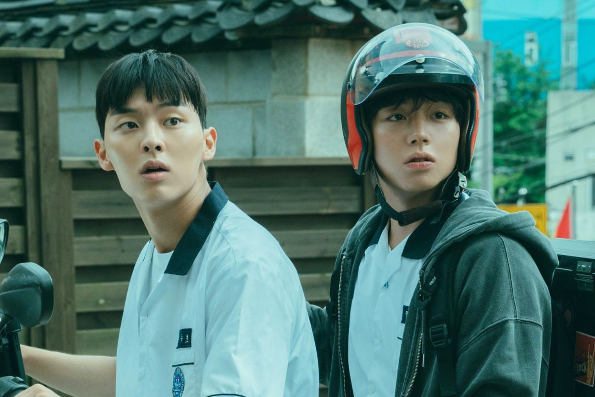 Choi Hyun Wook and Park Ji Hoon in "Weak Hero 1". Photo: Netflix