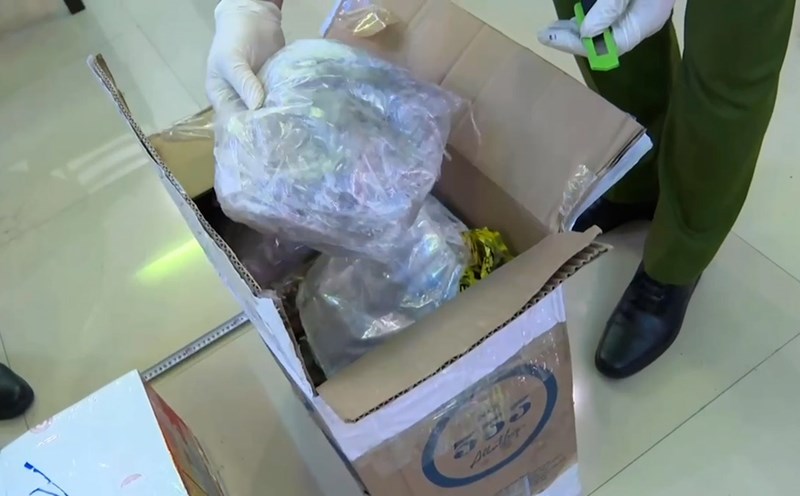 Expanding the VN10 project, up to now, Ho Chi Minh City Police have prosecuted 1,529 defendants, seizing 568.5 kg of drugs. Photo: Provided by the police