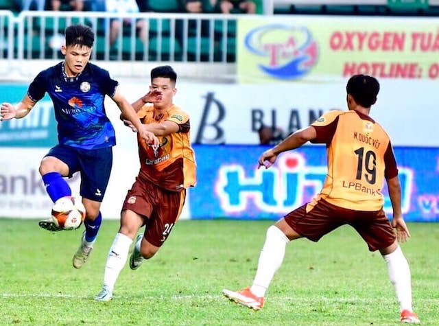 Binh Dinh meets Hoang Anh Gia Lai in round 21 of V.League. Photo: BDFC