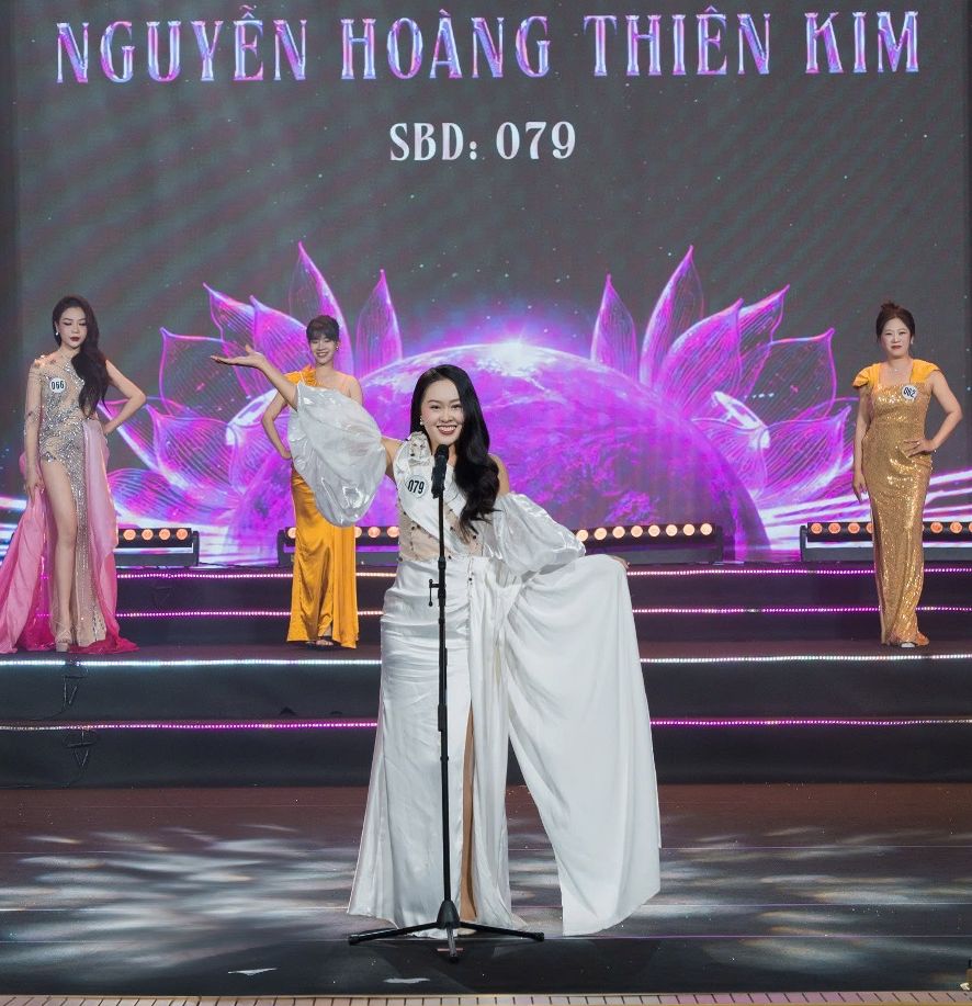 Thi sinh trinh dien. Anh: Ban to chuc.
