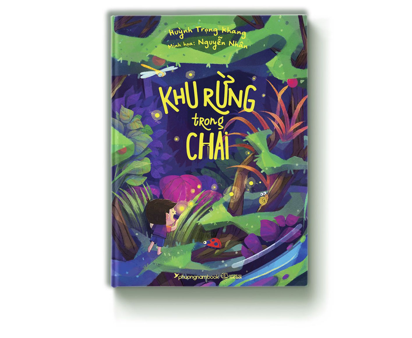 Libros "Bosque en botellas". Foto: Libreria Phuong Nam