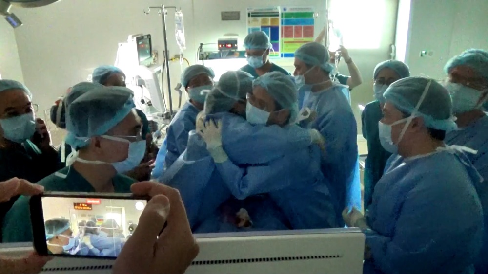 La ciudad del doctor Ho Chi Minh se echo a llorar despues de la tarjeta fetal