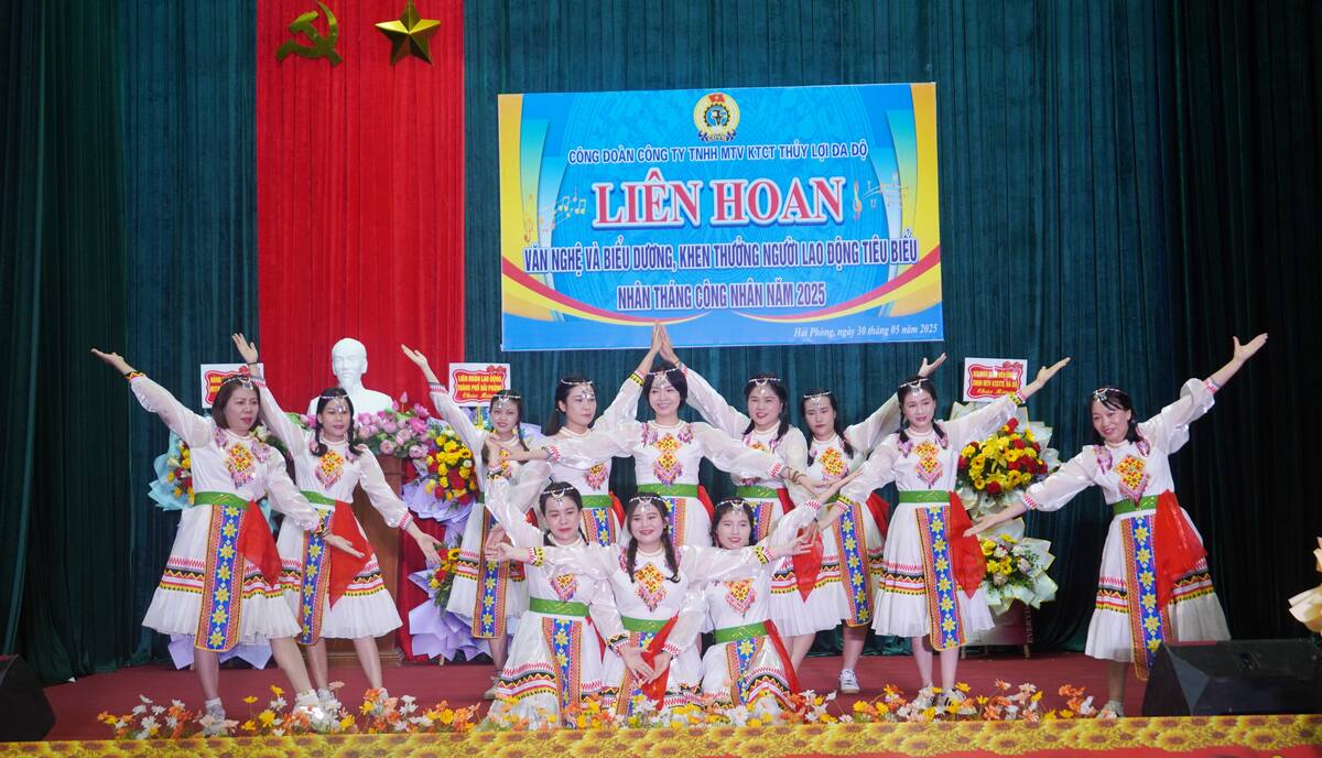 19 Repertorio que participa en el Festival de Literatura de la Compañia Multi -Do de Hai Phong. Foto: Mai Dung