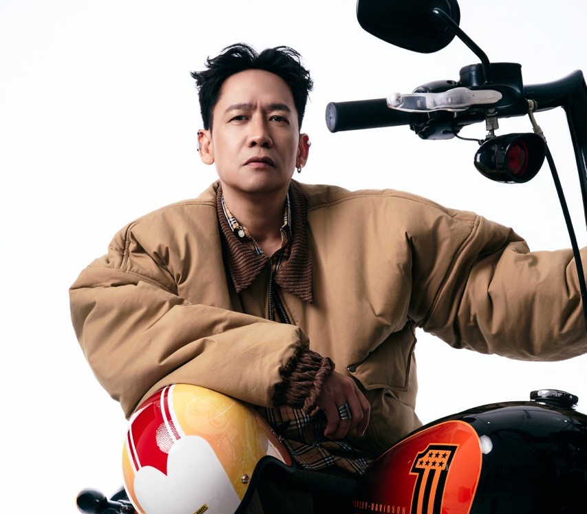 Singer Duy Manh. Photo: Provided by the artist.