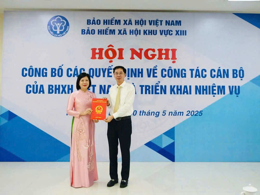 Ms. Tran Thi Huong holds the position of Director of Social Insurance Region XIII. Photo: Hai Phong City Social Insurance