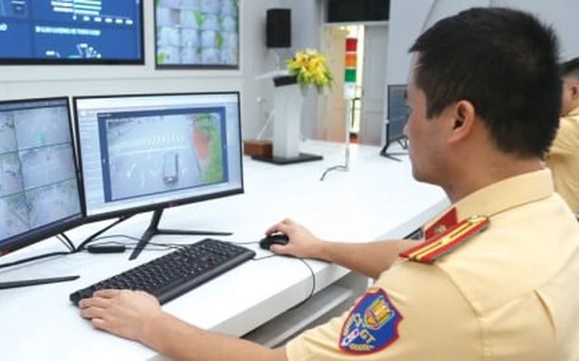 La policia revisa las multas frias. Foto: Policia de Bac Ninh