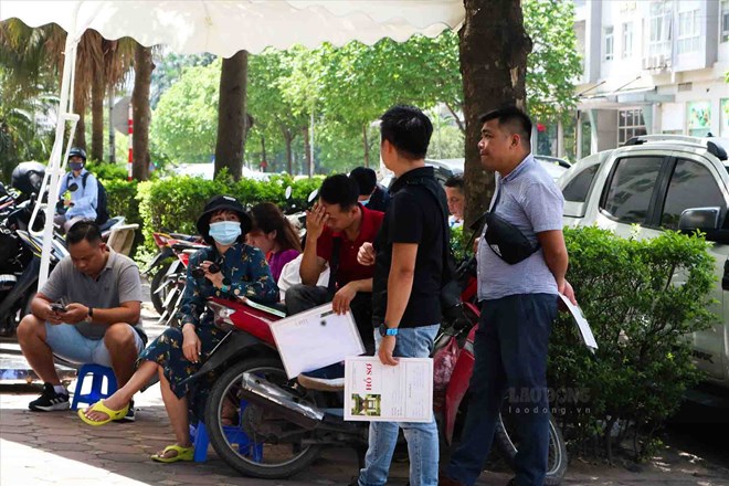 Đề xuất thu nộp hồ sơ, x&eacute;t duyệt mua nh&agrave; ở x&atilde; hội online