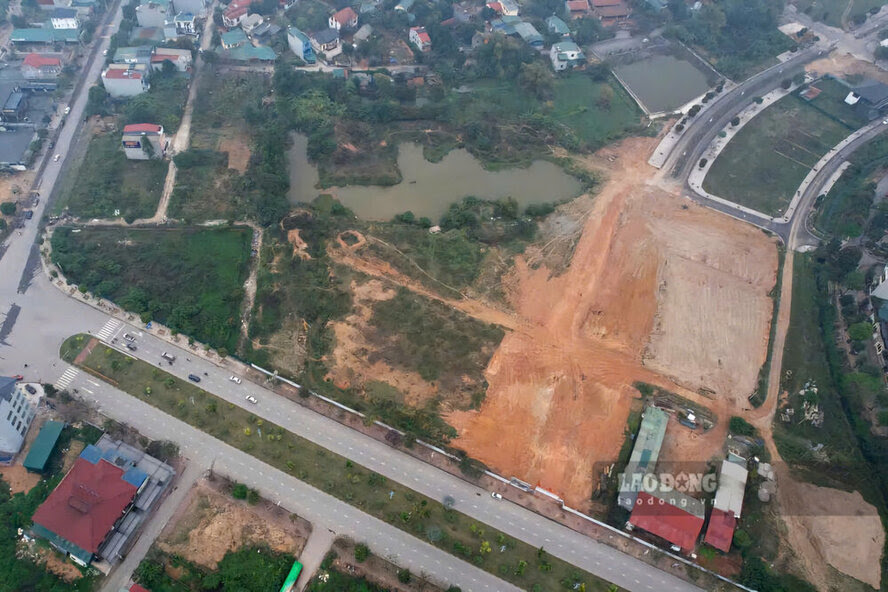 The land of a large real estate project in Viet Tri city belongs to Vuong Cuong Group Joint Stock Company - the second-largest tax-yearing enterprise in Phu Tho. Photo: To Cong.