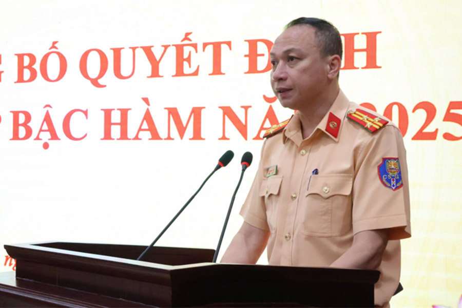 Thuong ta Nguyen Chi Cong phat bieu. Anh: Tien Trach