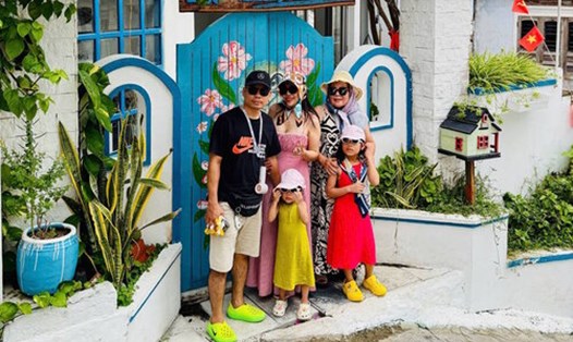 Quy Nhơn là điểm đến du lịch được nhiều du khách Việt yêu thích và lựa chọn nghỉ dưỡng dịp hè. Ảnh: Thu Hằng