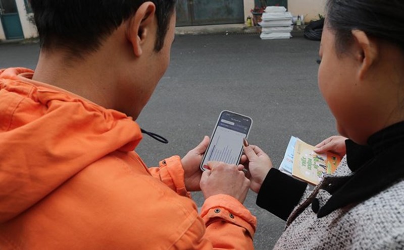 Mechanism to support electricity bills for living purposes for poor households. Photo: Minh Thu.