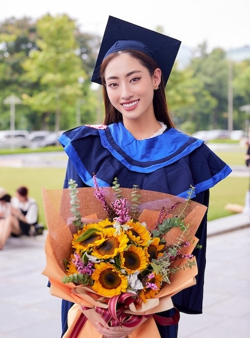 Luong Thuy Linh la mot trong nhung hoa hau Viet co hoc van tot, luon no luc hoc tap. Anh: Nhan vat cung cap