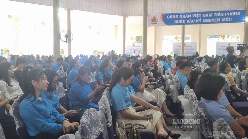 Đoàn viên, công nhân viên chức người lao động dự hội nghị. Ảnh: Lam Thanh