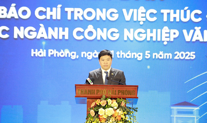 PCT UBND TP Hải Phòng Hoàng Minh Cường phát biểu tại Diễn đàn. Ảnh: Mai Chi
