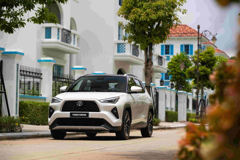 Toyota Vietnam recuerda el auto Yaris Cross Hev debido a un error relacionado con el revestimiento general de vidrio. Foto: Toyota Vietnam