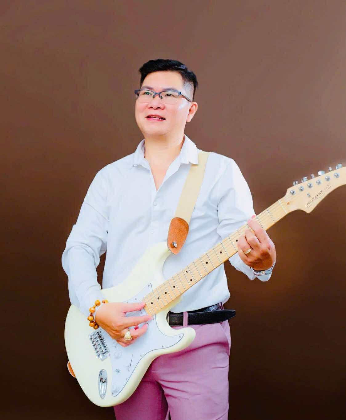Nhac si Le Ba Thuong - tac gia ca khuc “Uoc mo vao doi“. Anh: Nhan vat cung cap