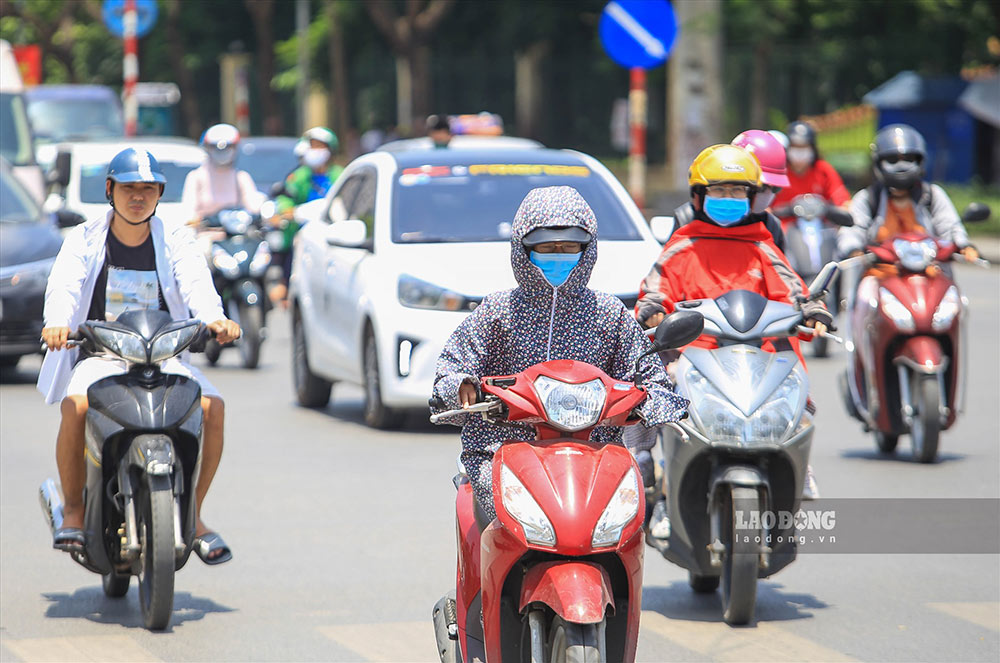 Du bao thoi tiet ngay mai 1.6 nang nong tren dien rong o Bac Bo va Trung Bo, trong khi Nam Bo tiep tuc mua rao. Anh: Minh Thanh