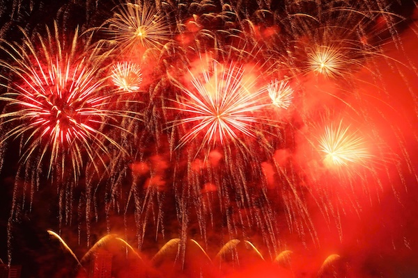 La actuacion de fuegos artificiales finlandeses en Diff 2025. Foto: Tran Thi