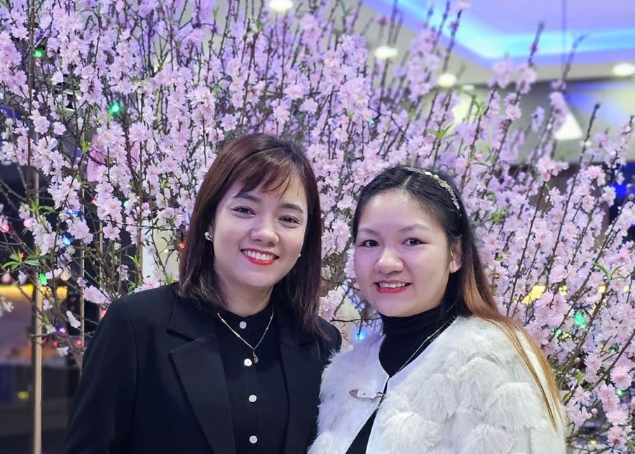 Women are born to be loved, not to be burdened. Photo: Tran Lam