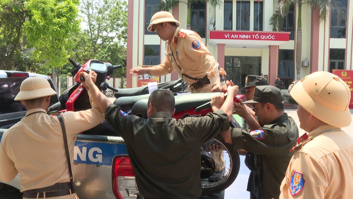 La Policia de Sanidad penaliza muchas infracciones durante los dias festivos. Imagen de la CATH