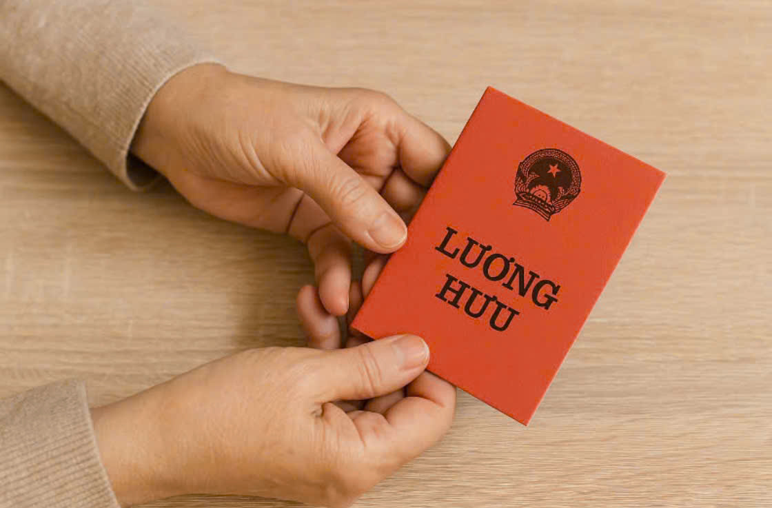 La OMS ha suspendido, cancelado el beneficio de la pension de la OMS para tres sujetos. El dibujo: